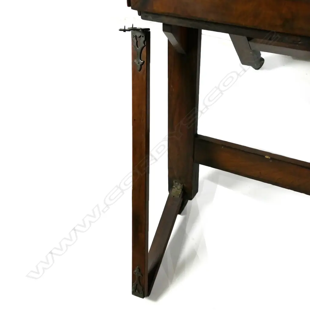 A late Victorian figured mahogany chart display cabinet Image 1++