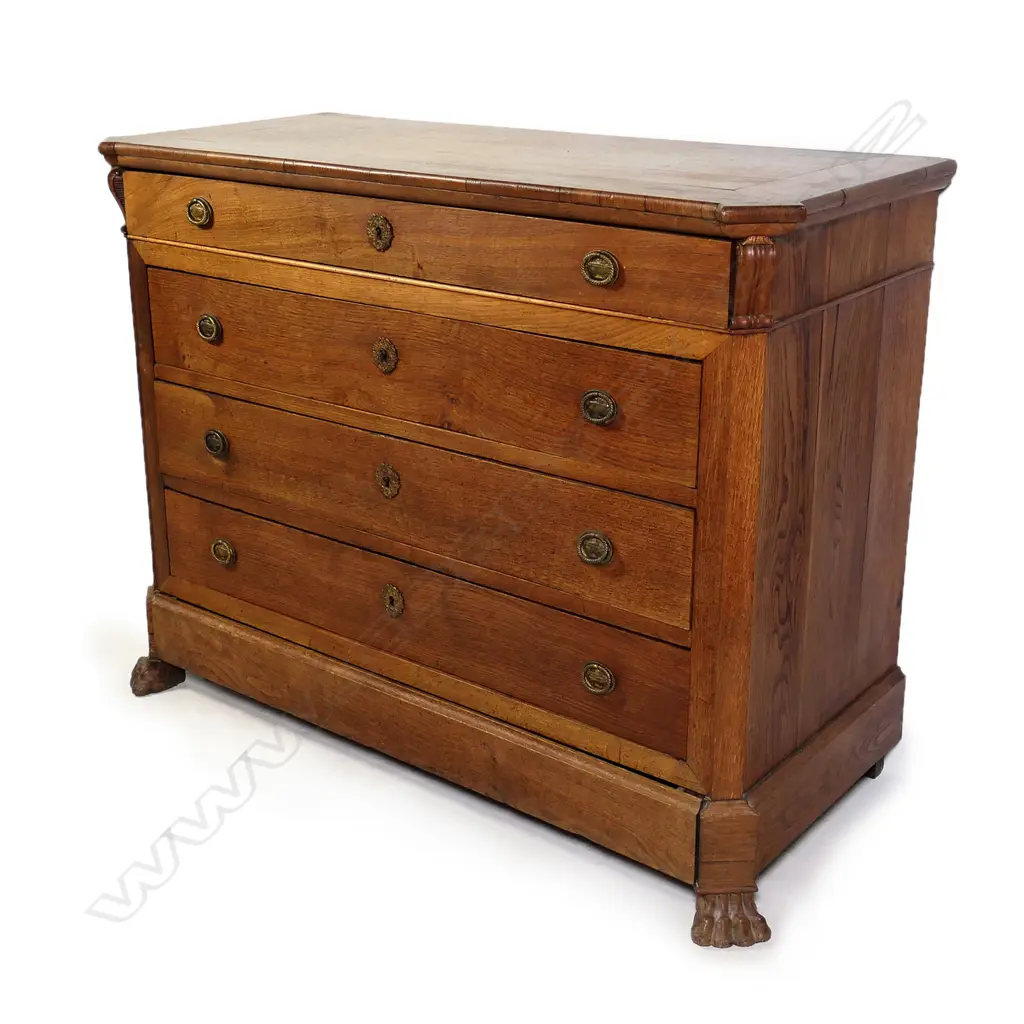 A late 19thC Continental oak five drawer chest Image 1++