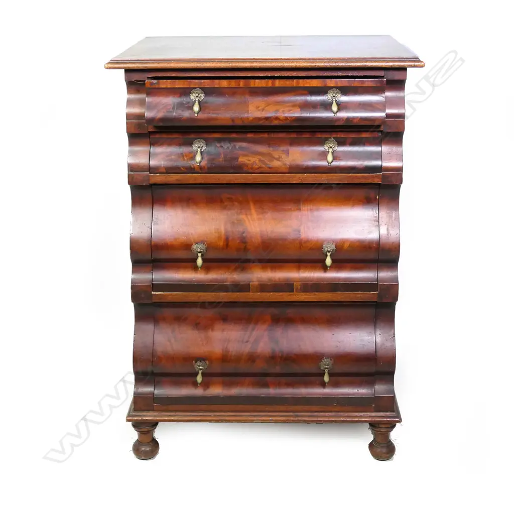 A 19thC mahogany four drawer chest Image 1++