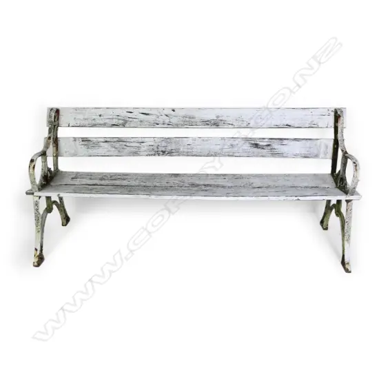VINTAGE GILLIES FOUNDRY GARDEN BENCH