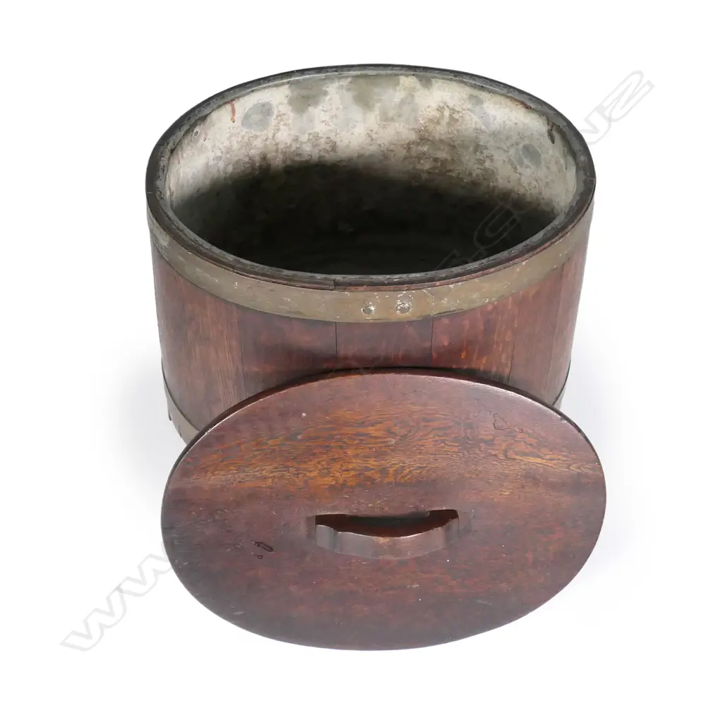 A vintage brass bound oak barrel Image 1++