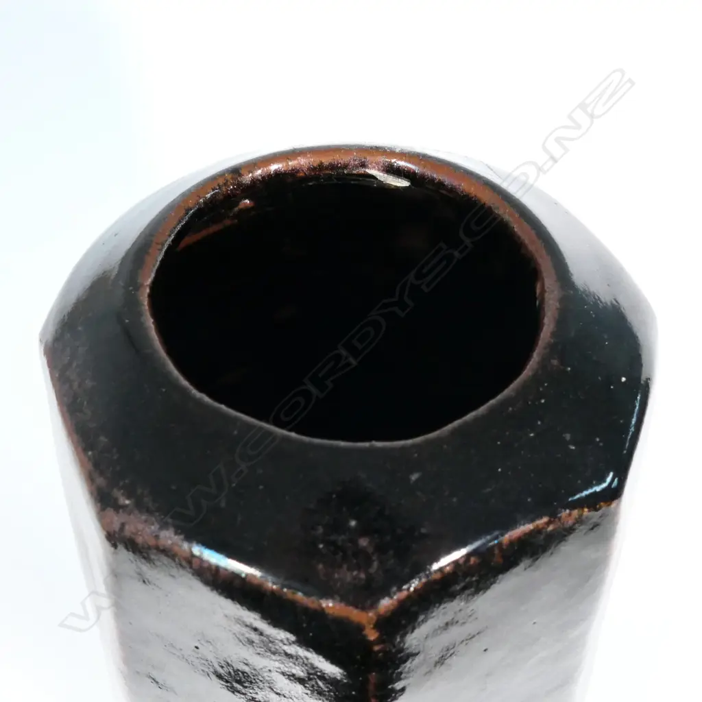 A Doreen Blumhardt tall octagonal vase Image 1++