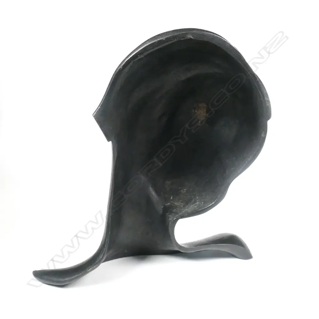 A mid-century Austrian Hagenauer stylised bronze bust of an African woman Image 1++