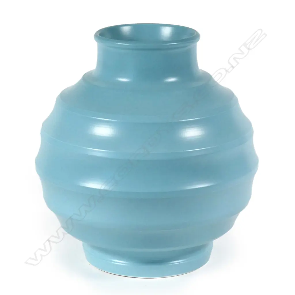Keith Murray for Wedgwood large blue glaze vase Image 1++
