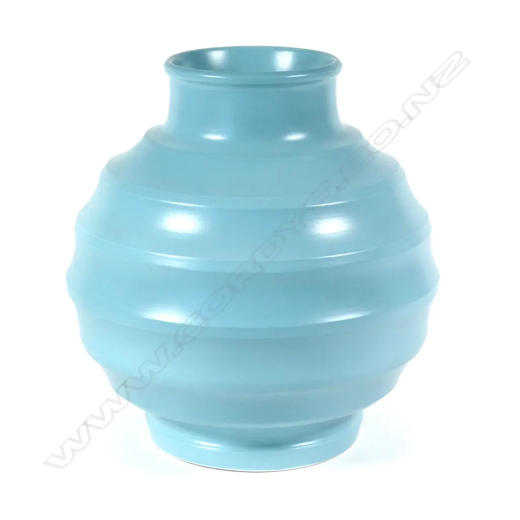 Keith Murray for Wedgwood large blue glaze vase Image 1++