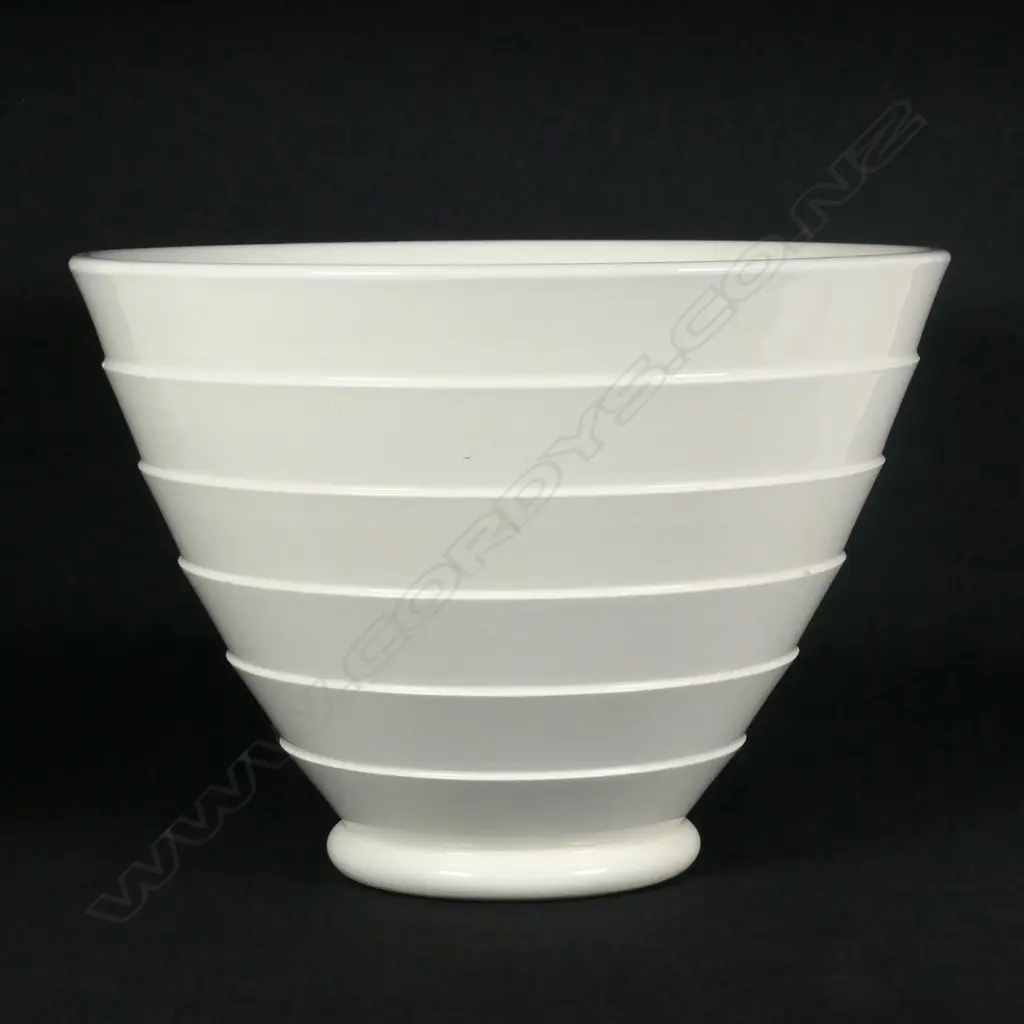 Keith Murray for Wedgwood large Image 1++