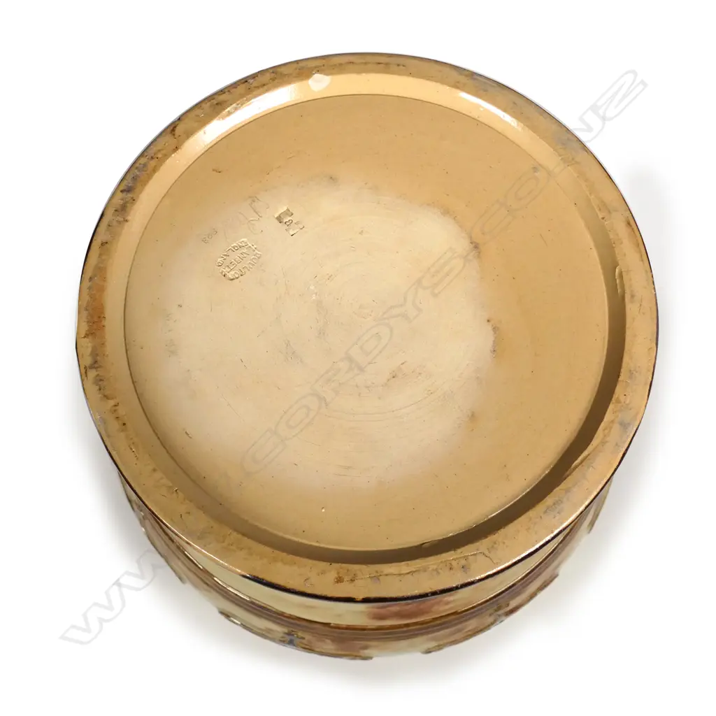 A Doulton Lambeth Art Nouveau jardinière Image 1++