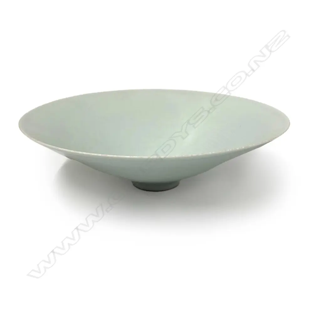A fine Chinese porcelain celadon flared shallow bowl Image 1++