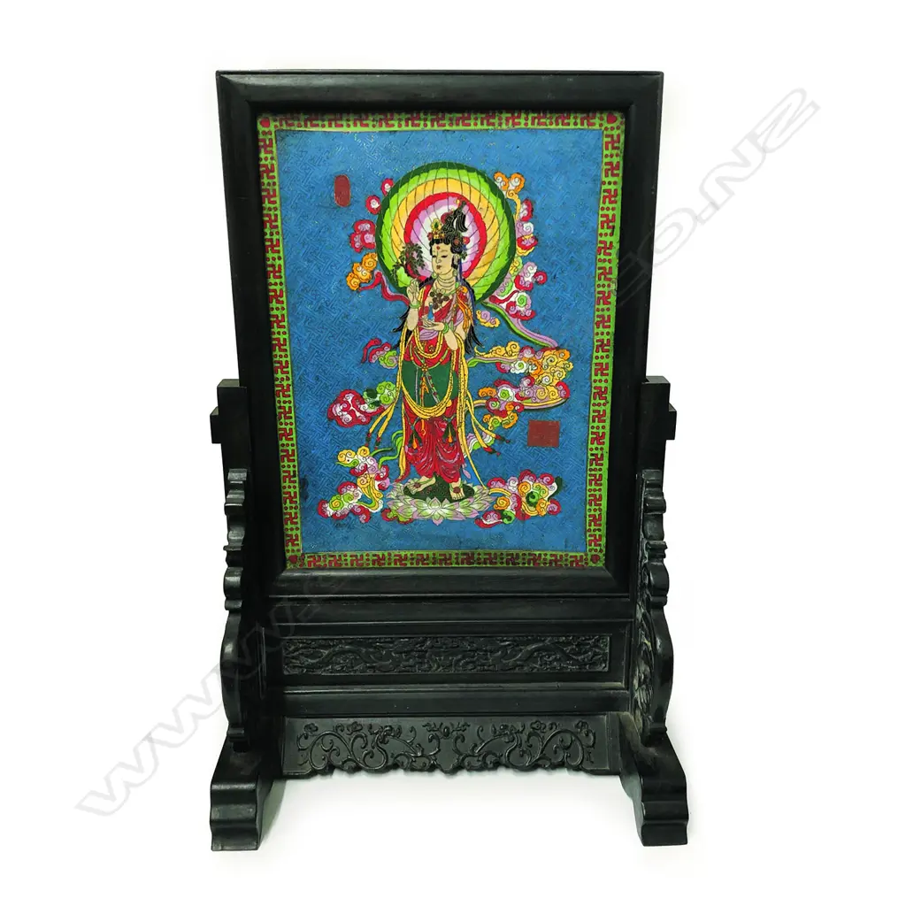 An oriental cloisonne and hardwood table screen Image 1++