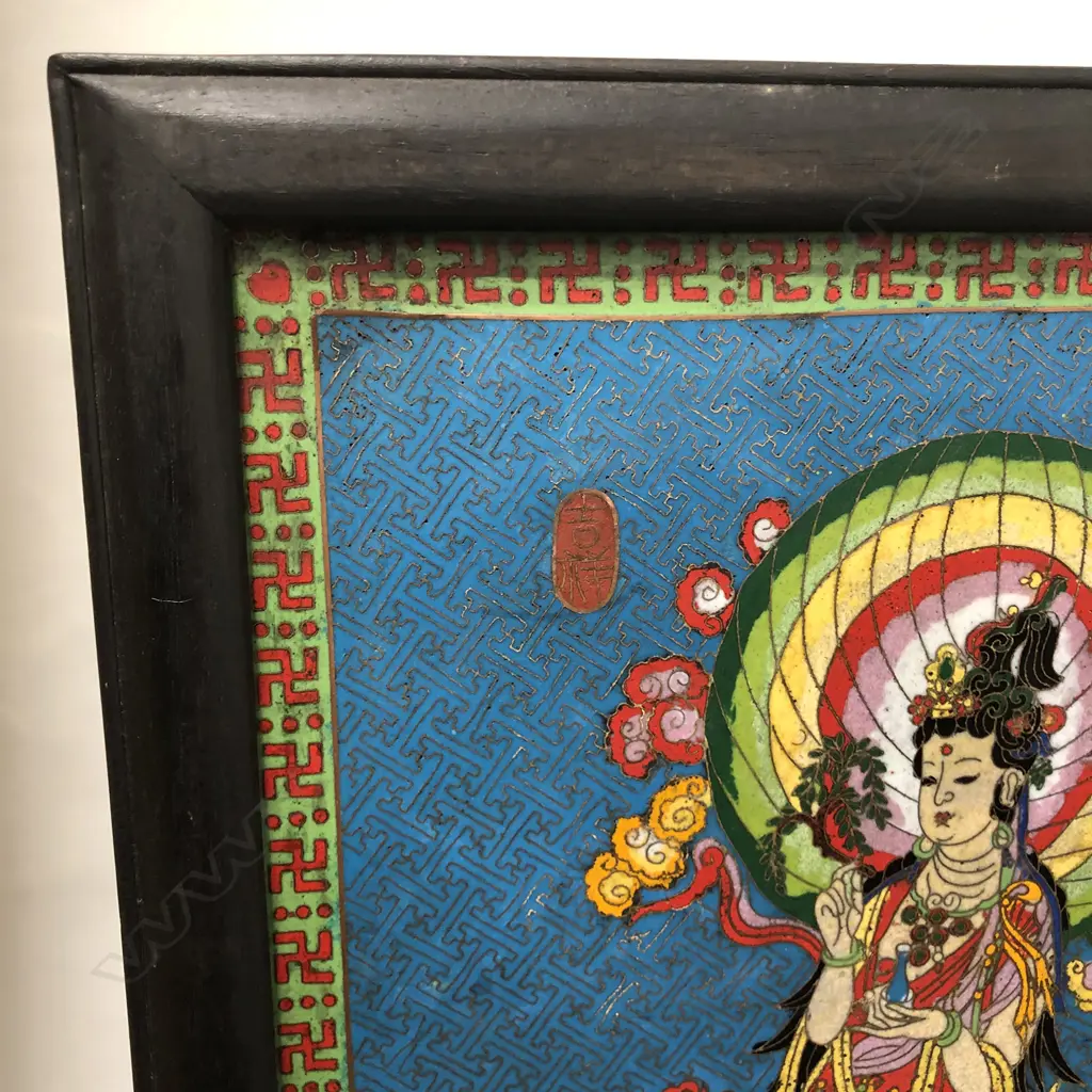 An oriental cloisonne and hardwood table screen Image 1++