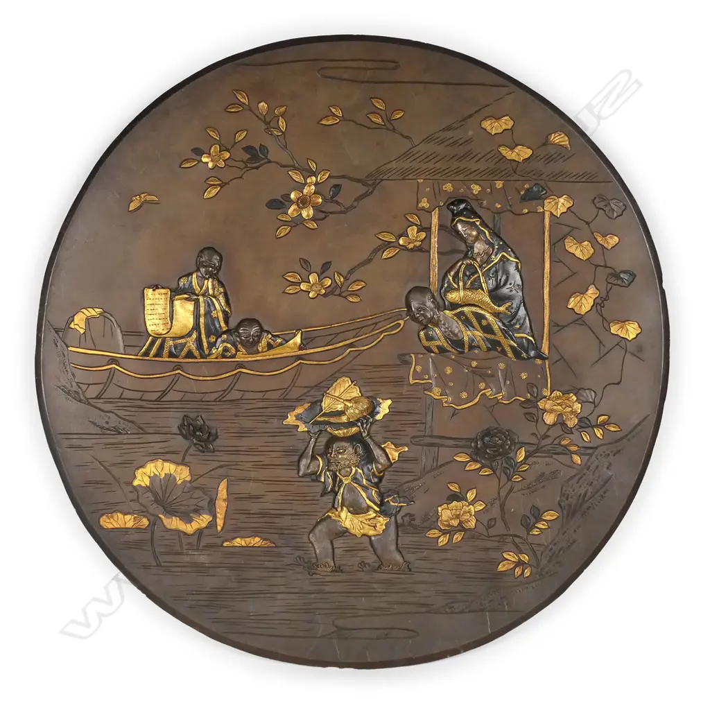 A Japanese Komai style bronze shallow dish Image 1++