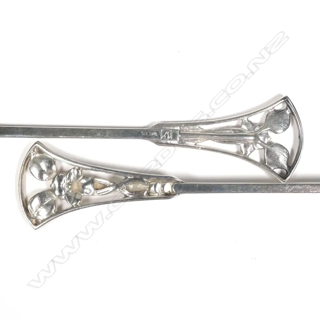 A pair of J.A. Linton Australian silver spoons Image 1++