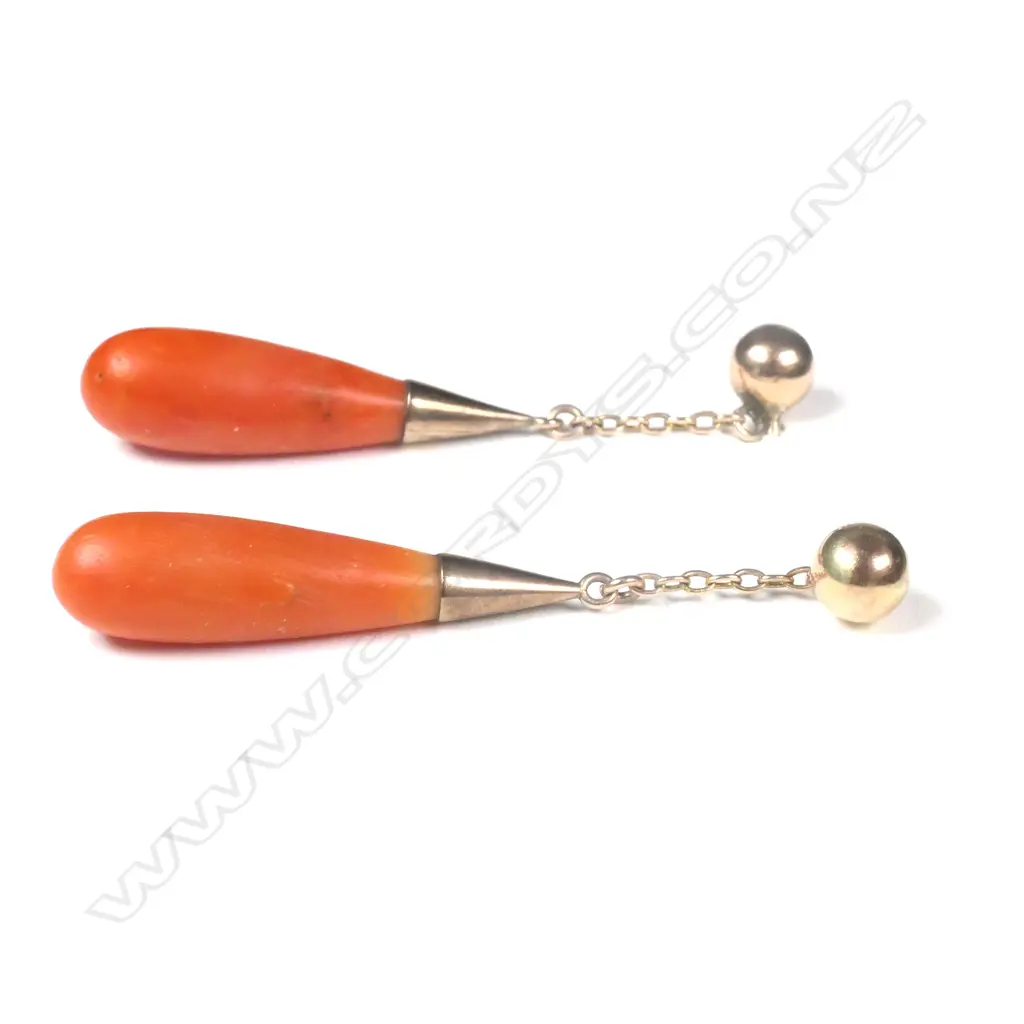 A pair of Edwardian 9ct. yellow gold and red coral earrings Image 1++