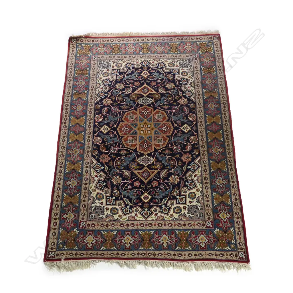 A small Iranian Isphahan all silk (pile Image 1++