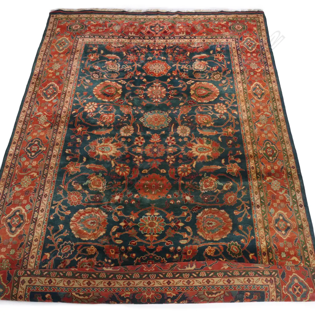 A large Persian hand knotted carpet Image 1++