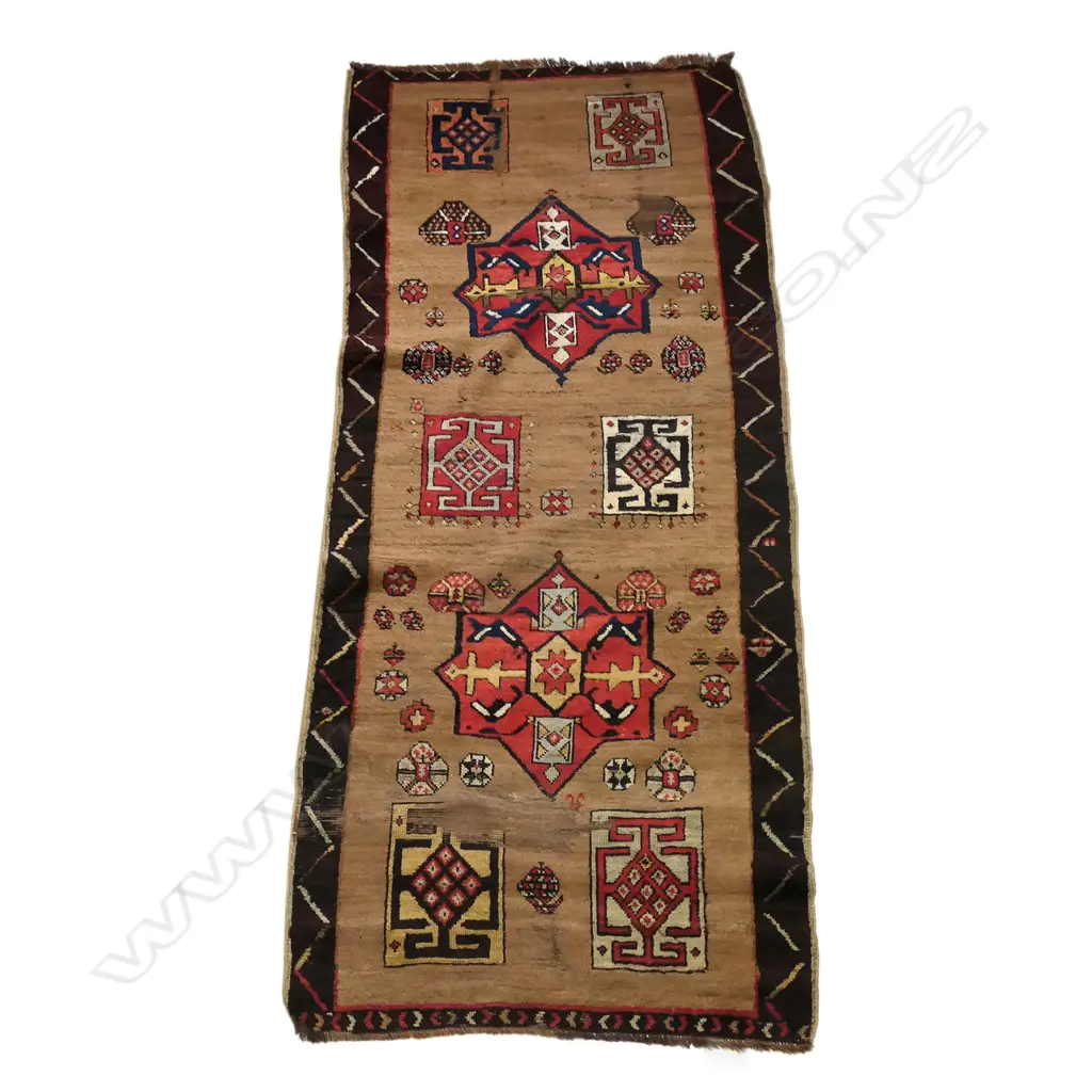 An antique Serab Persian wool and camel hair rug Image 1++