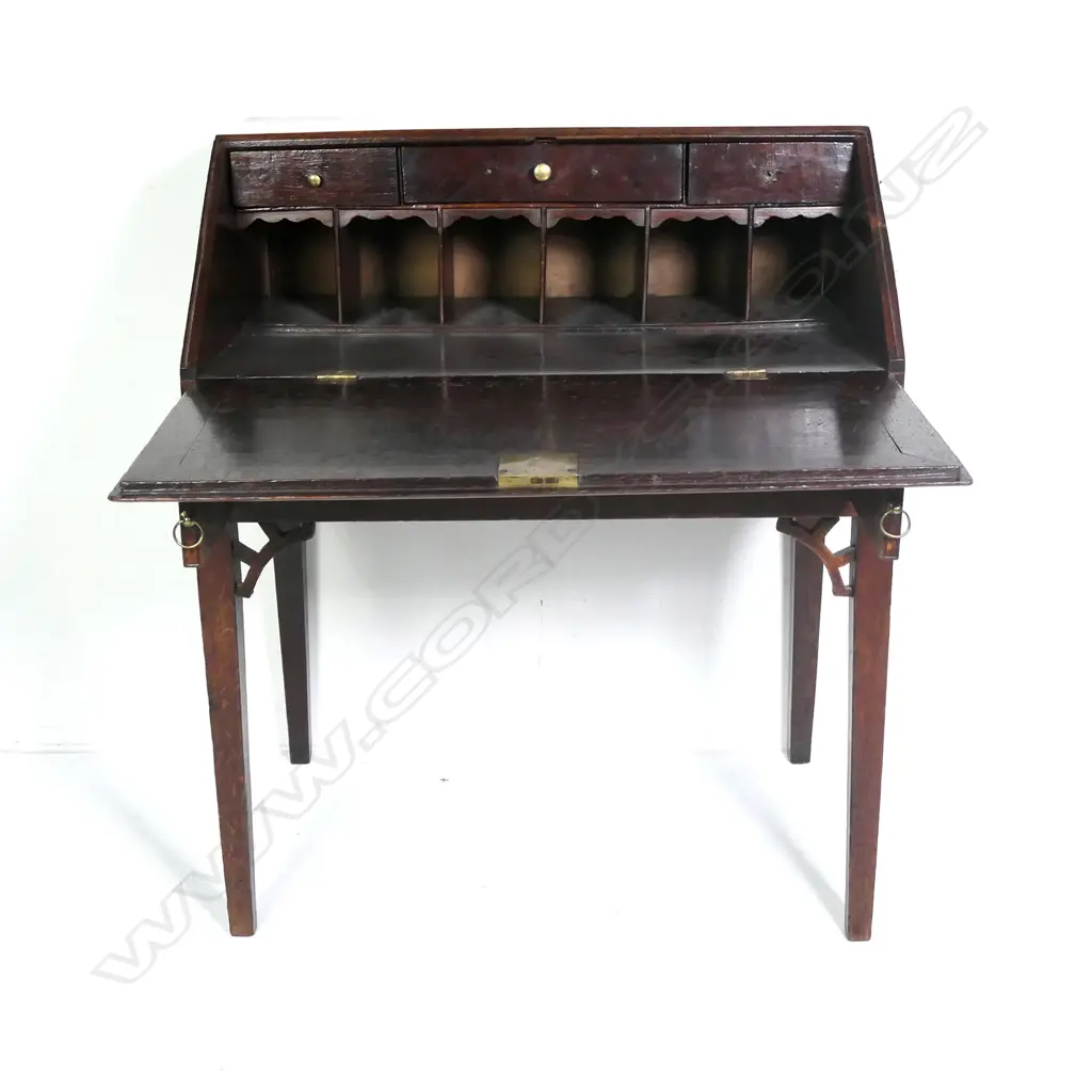 A George II oak drop front bureau Image 1++