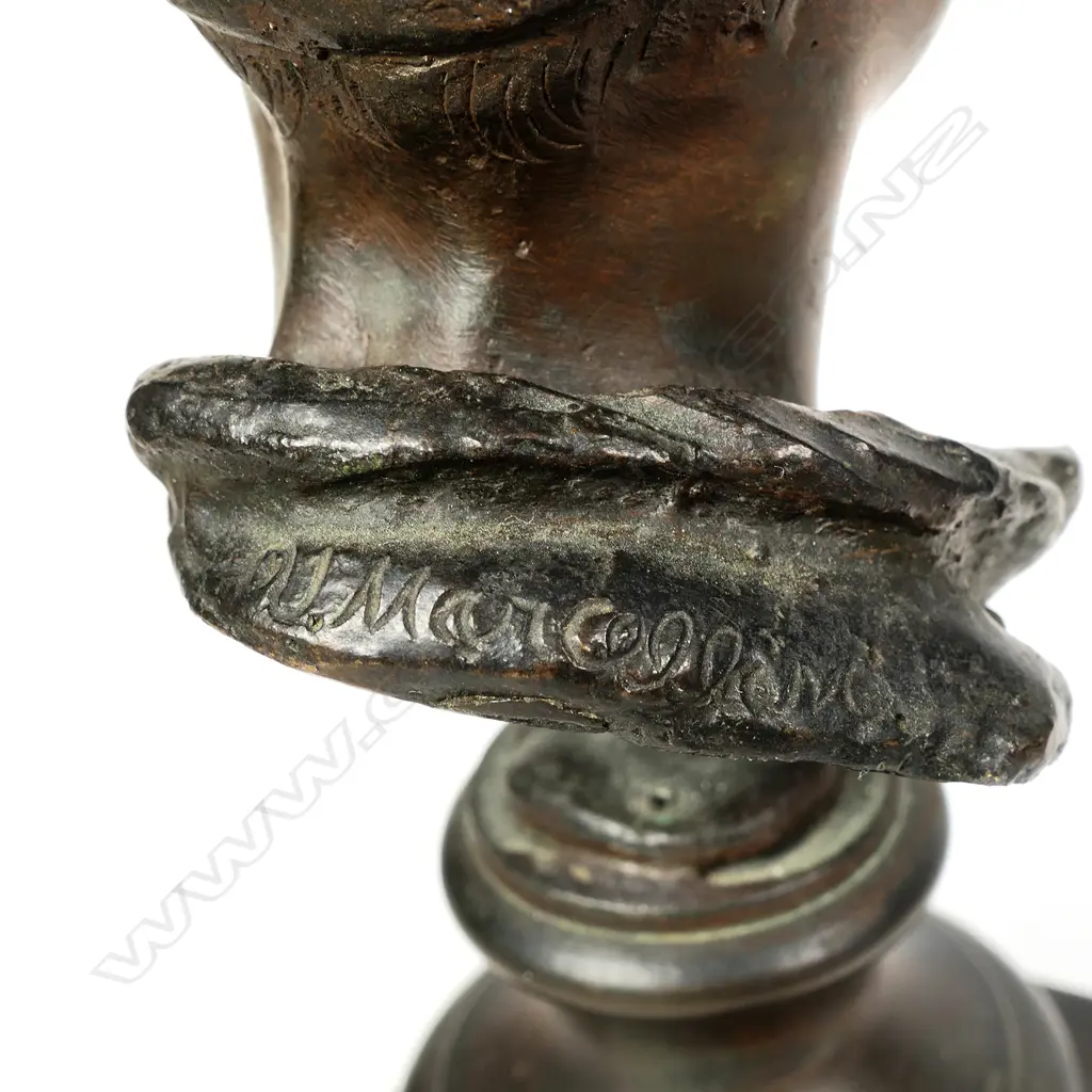 A small Italian bronze bust of a boy Image 1++