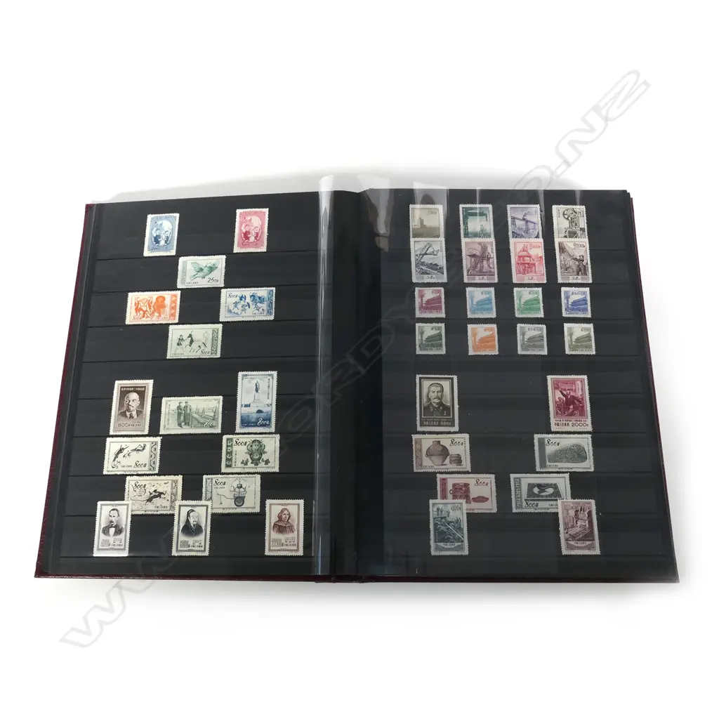 A large Chinese stamp collection in album Image 1++