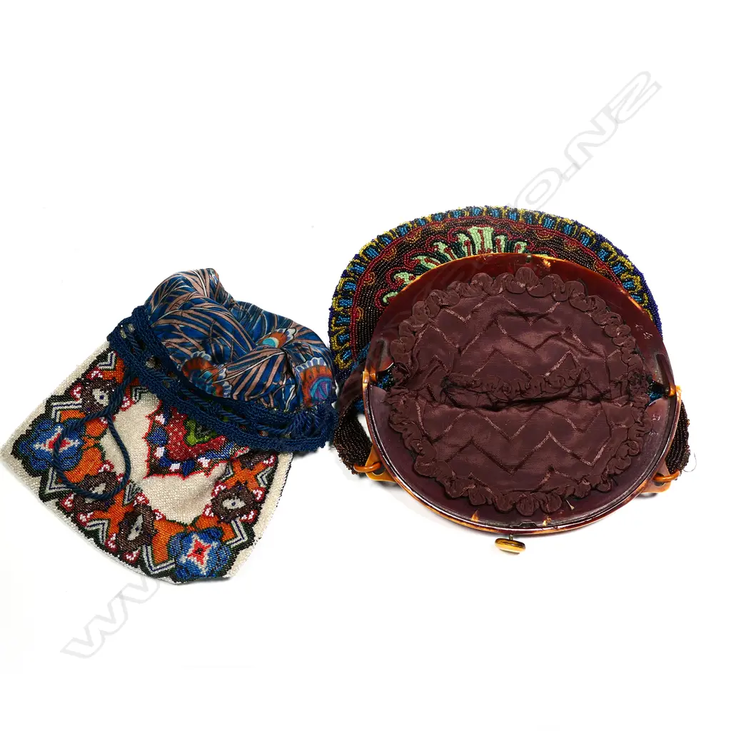 Two vintage beaded bags Image 1++