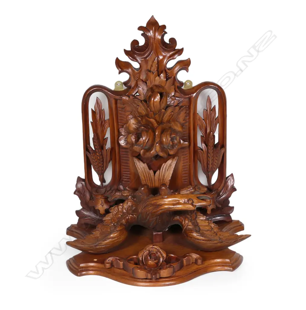 A large and impressive carved kauri colonial period wall sconce Image 1++