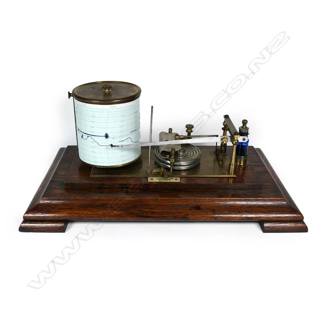 An early 20thC oak and glazed cased barograph Image 1++