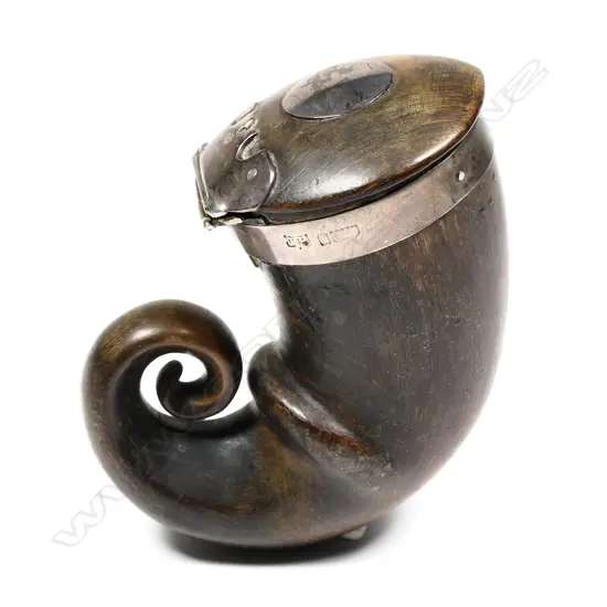 A Victorian Scottish horn snuff mull