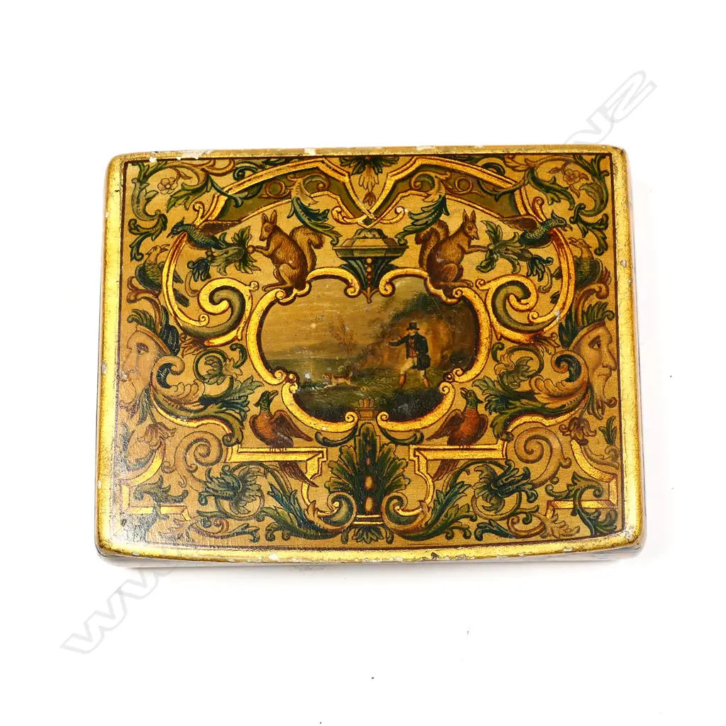 A Victorian wooden snuff box Image 1++