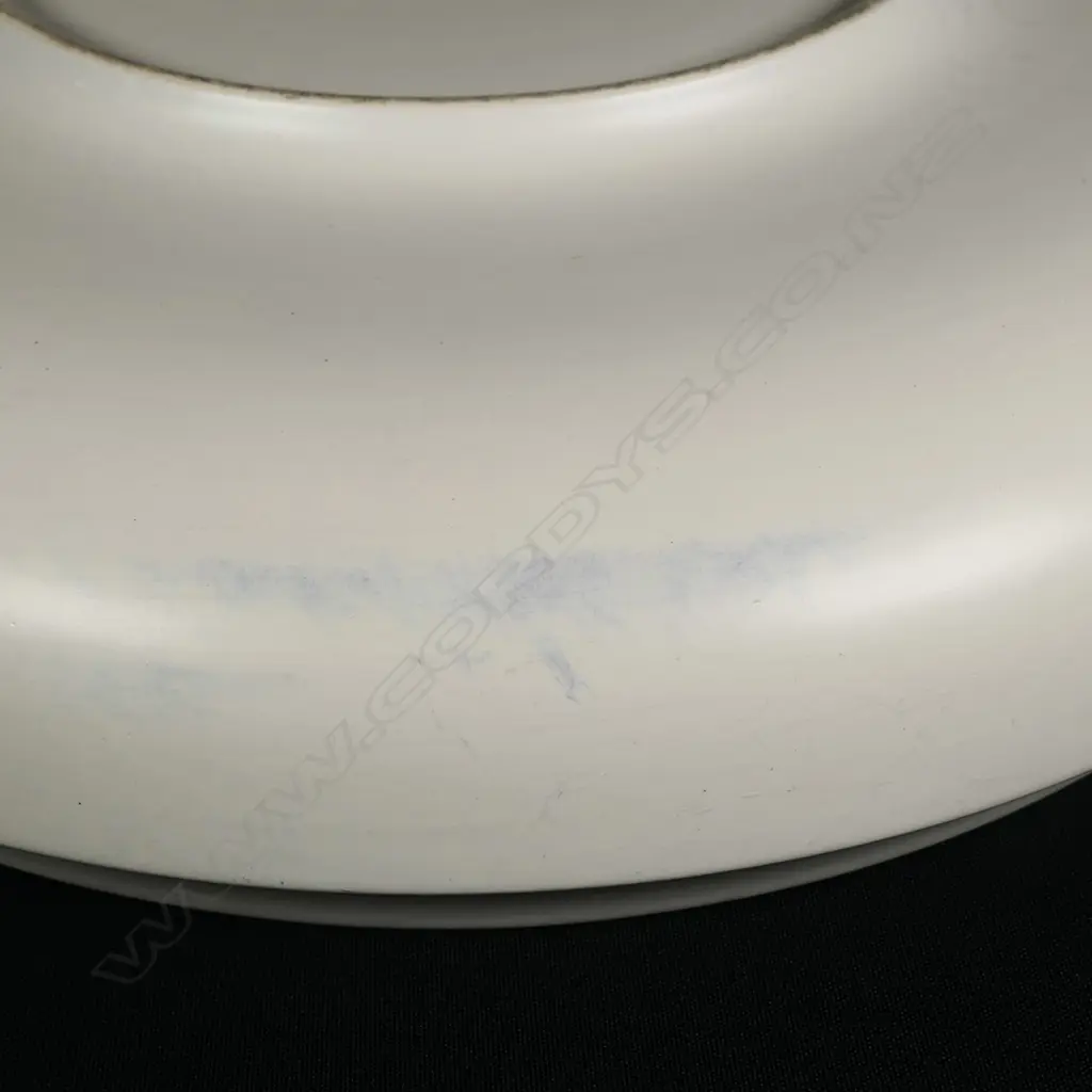 A Crown Lynn Hand Potted float bowl Image 1++