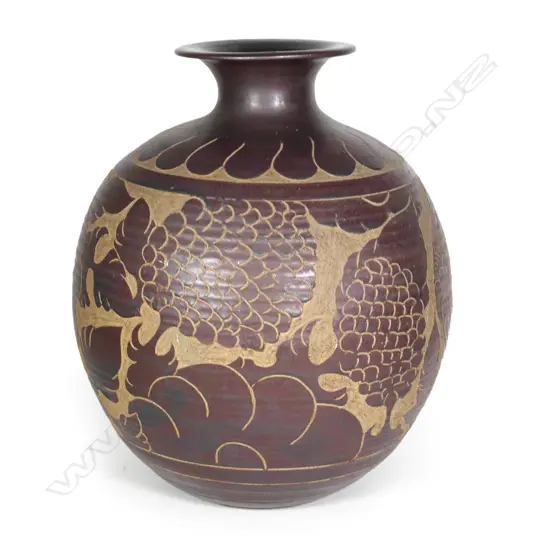 A large Graeme Storm spherical vase