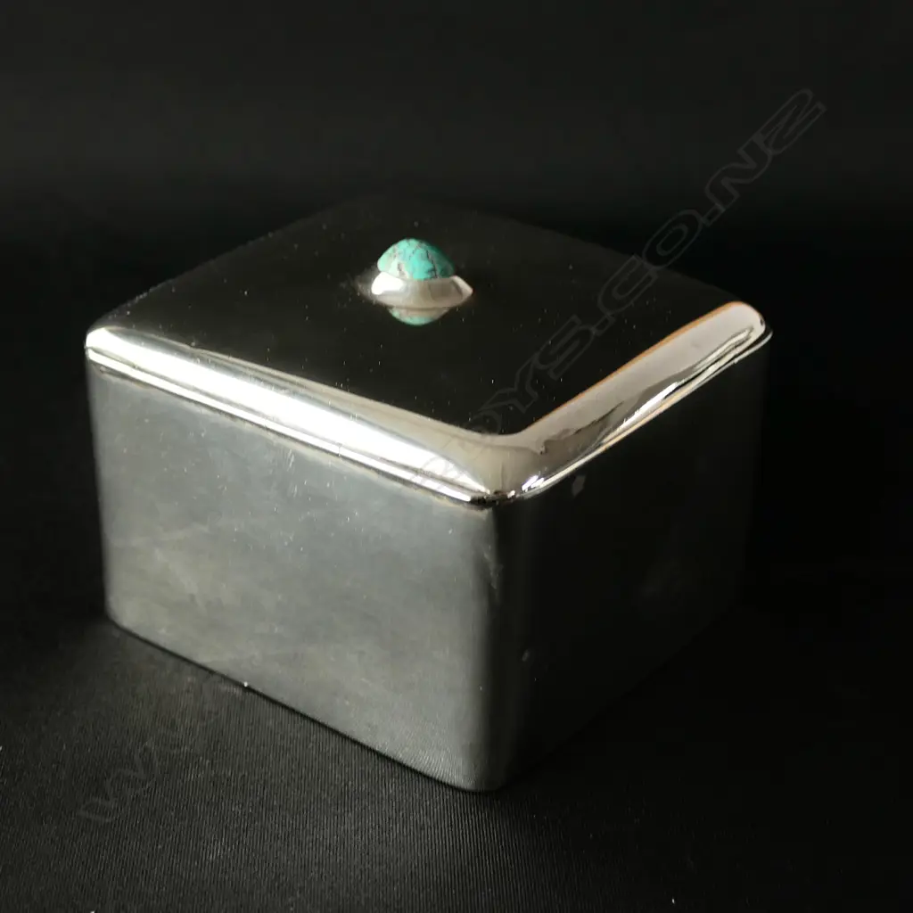 A rare Archibald Knox Cymric silver box for Liberty & Co. Image 1++