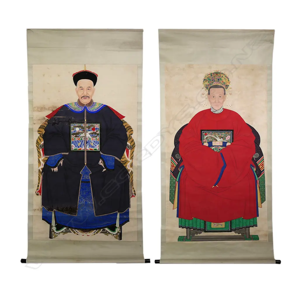 A pair of late Qing Chinese ancestor portrait scroll paintings Image 1++