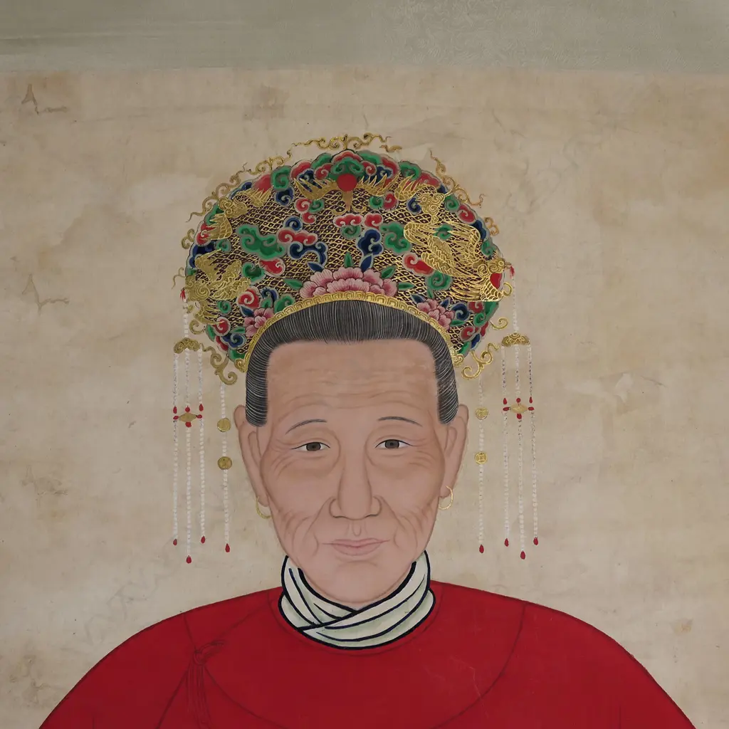 A pair of late Qing Chinese ancestor portrait scroll paintings Image 1++