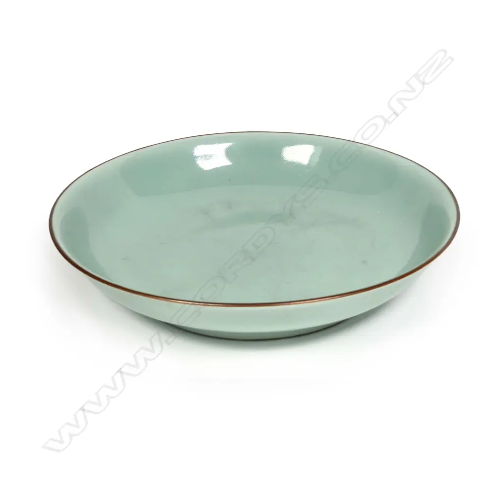 A fine celadon bowl Image 1++