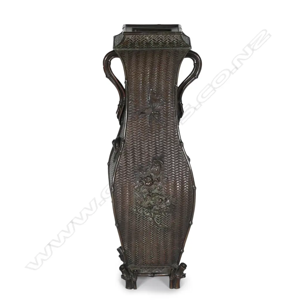 A Japanese Meiji period vase modelled as an ikebana basket Image 1++