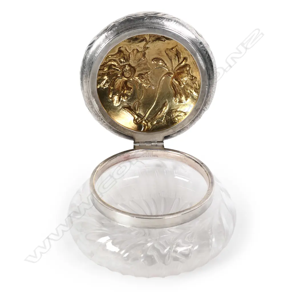A late 19thC French silver and glass Art Nouveau lidded vanity jar Image 1++