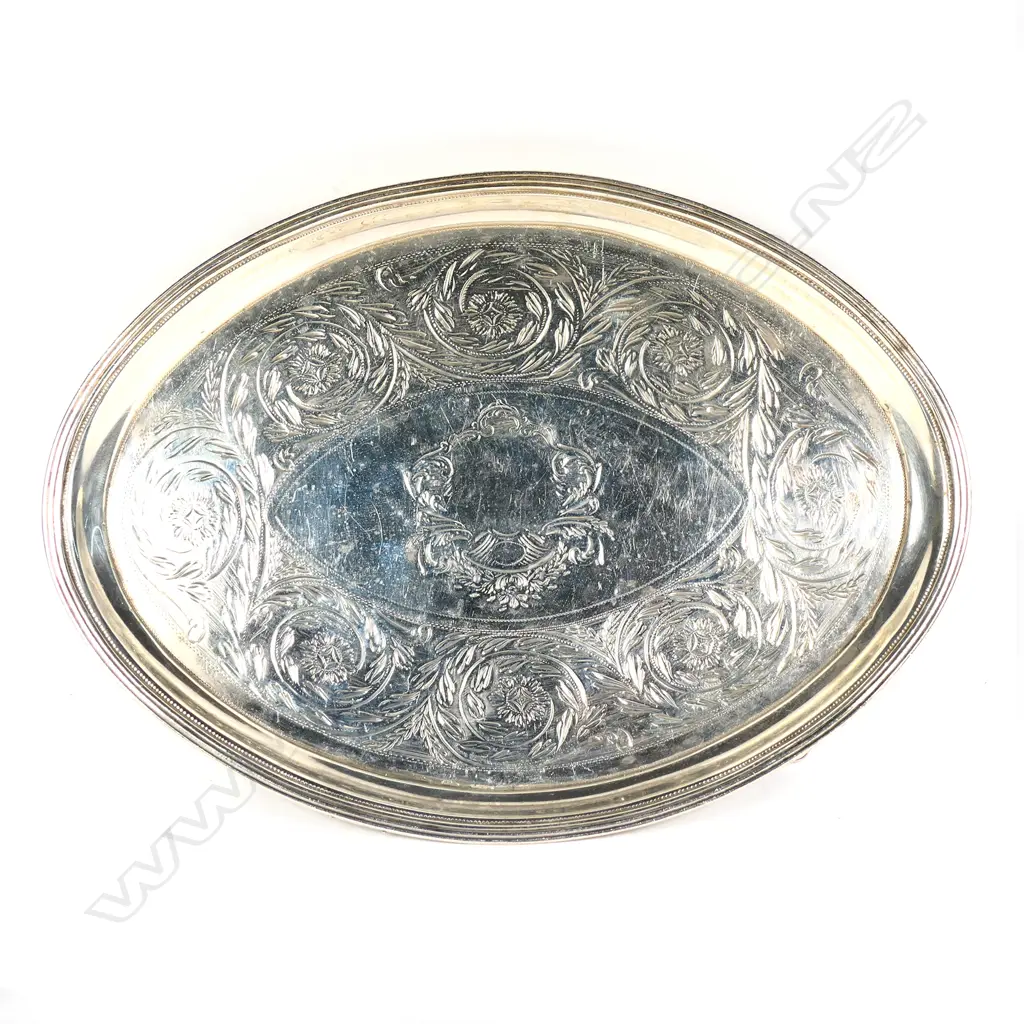 A George III small silver calling card tray Image 1++