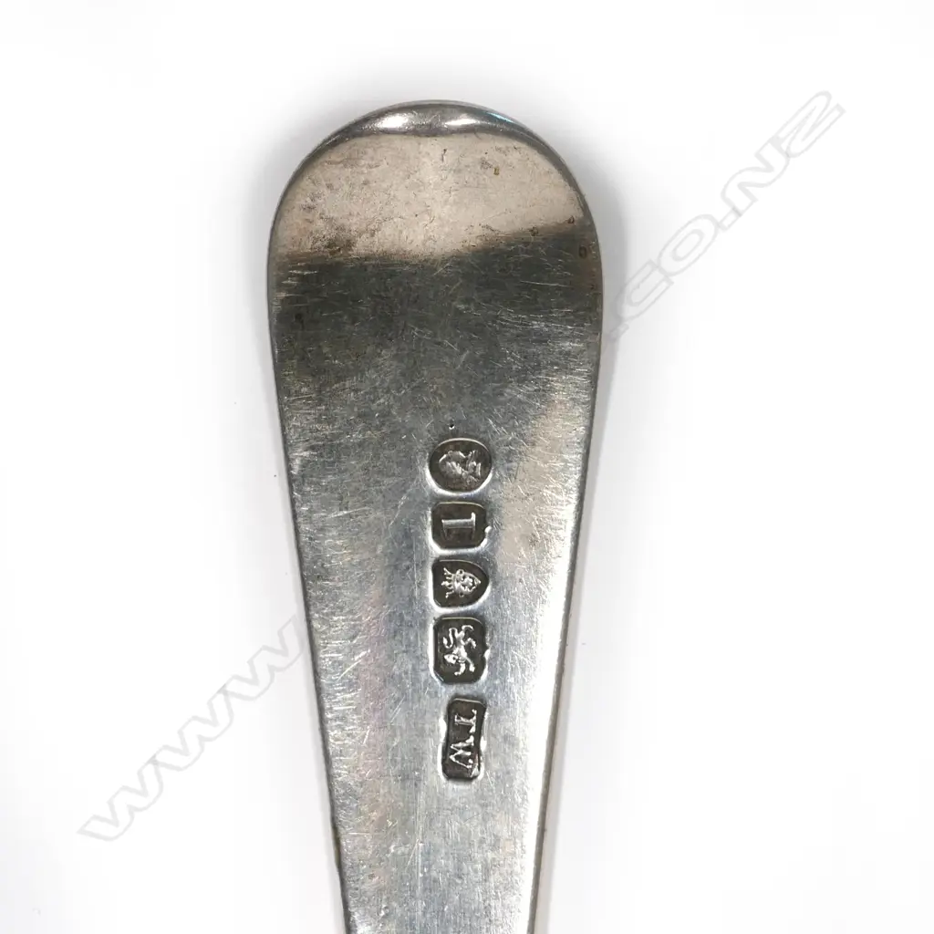 A George III silver serving spoon Image 1++