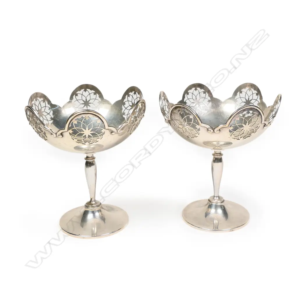 A pair of early 1900s silver long stem bonbon dishes Image 1++