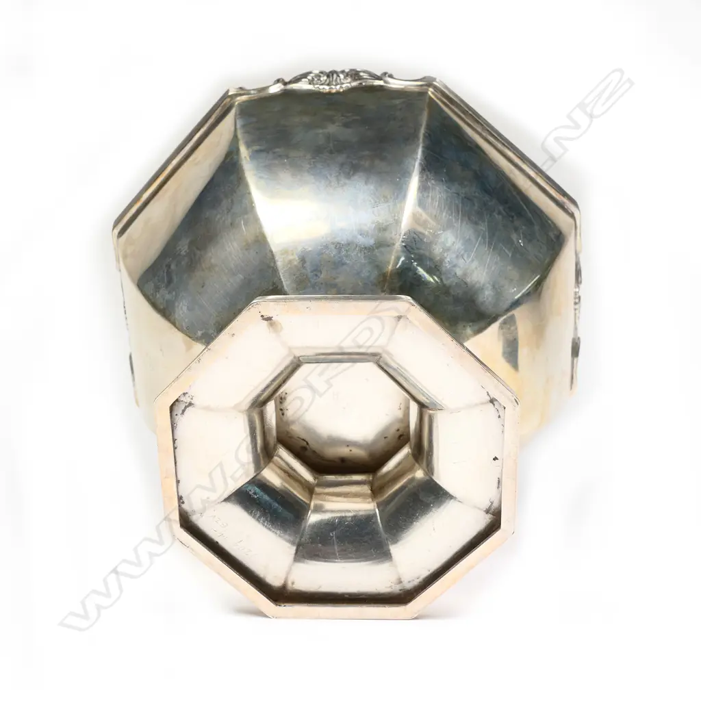 An early 1900s silver trophy bowl Image 1++