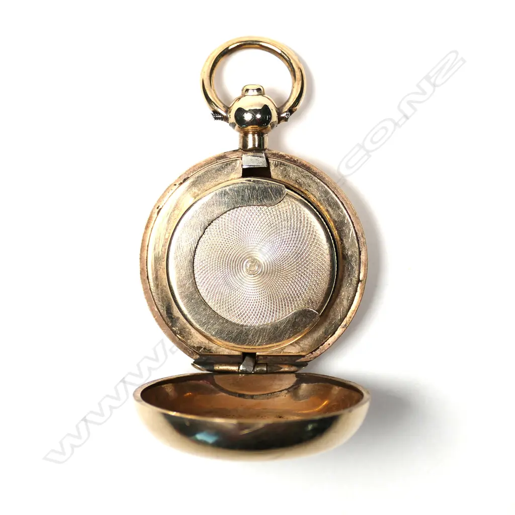 A c.1900 rolled gold sovereign case Image 1++