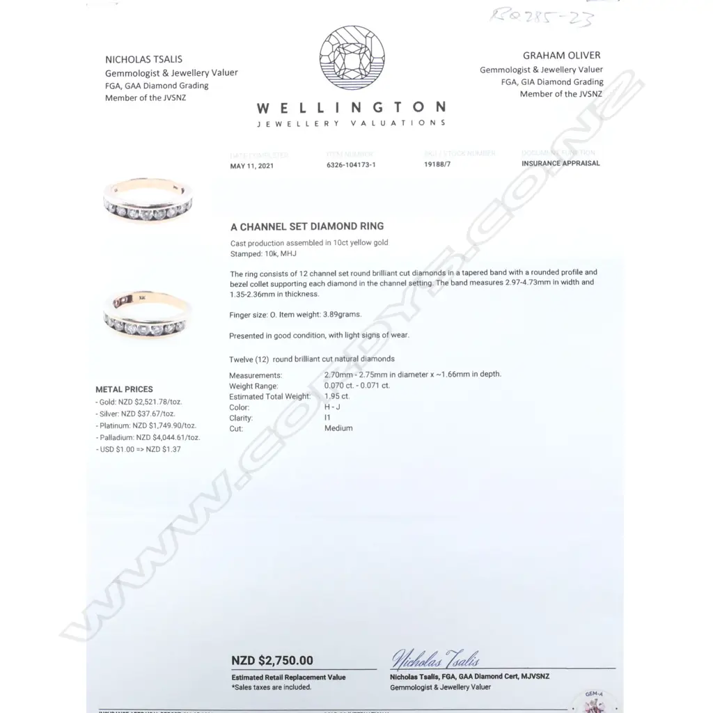 A 18ct gold 12 stone diamond ring, channel set, TDW. 1.95cts. Valuation available. Image 1++