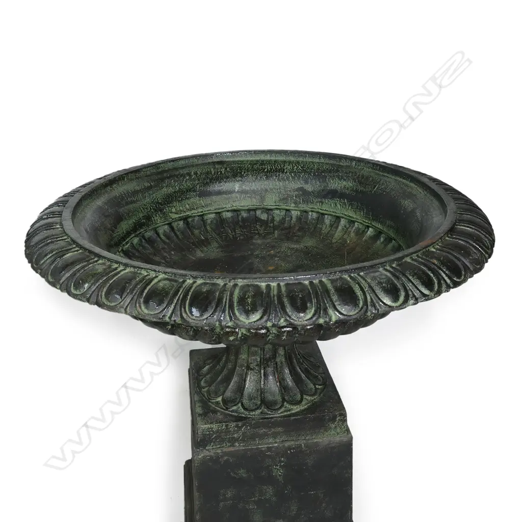 A pair of large and impressive cast iron garden urns Image 1++
