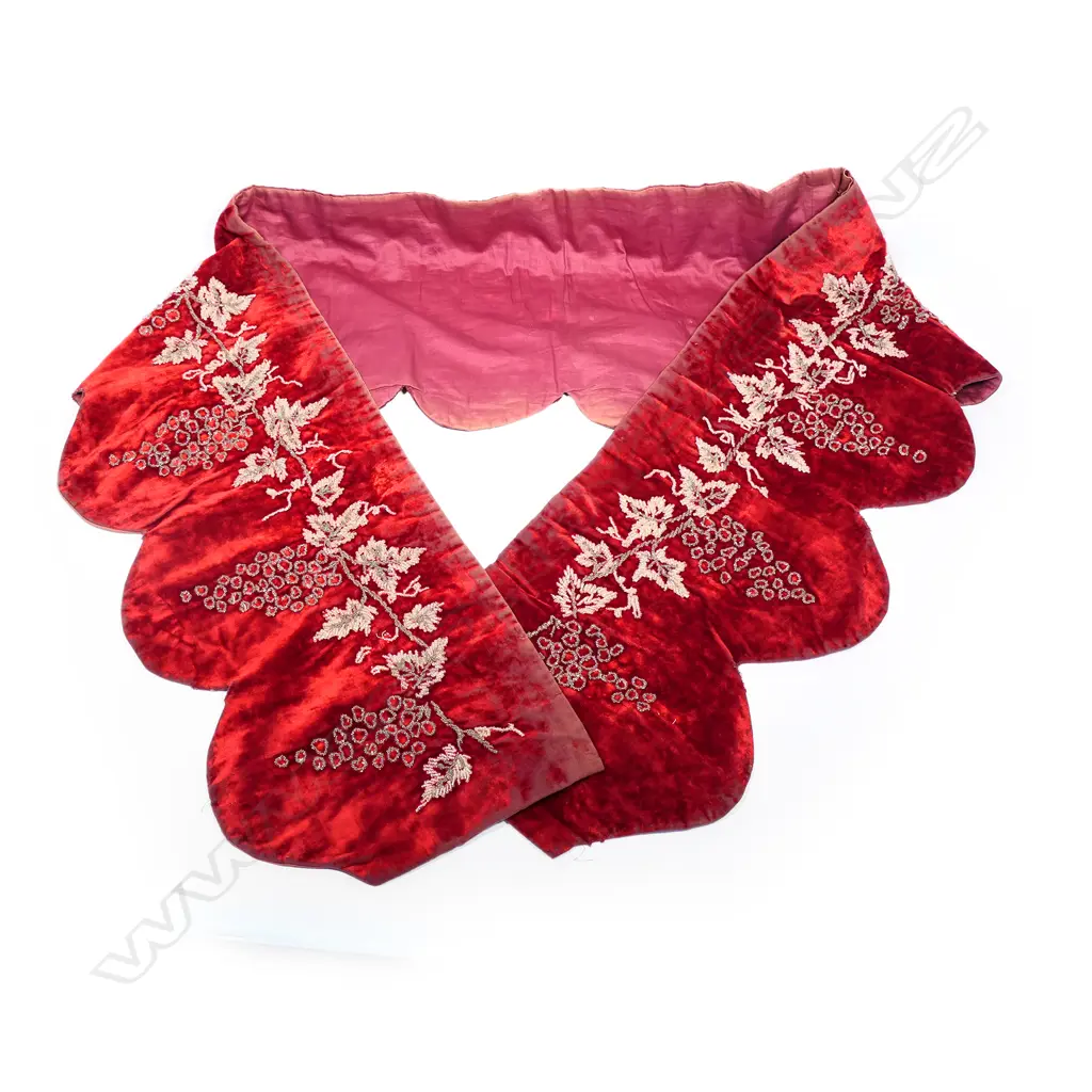 A Victorian red velvet beaded mantelpiece fringe Image 1++