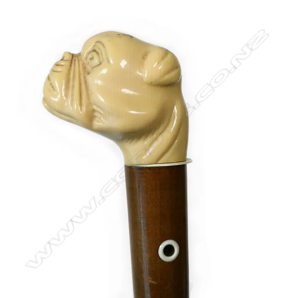 An Art Deco parasol Image 1++
