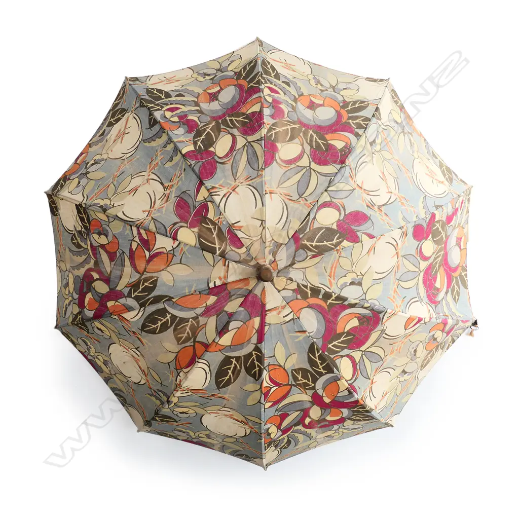 An Art Deco parasol Image 1++