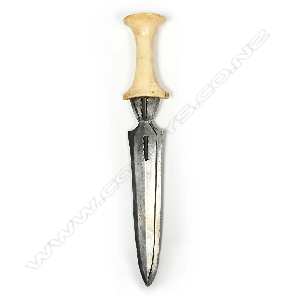 An old African Zairean Ngombe tribal dagger Image 1++