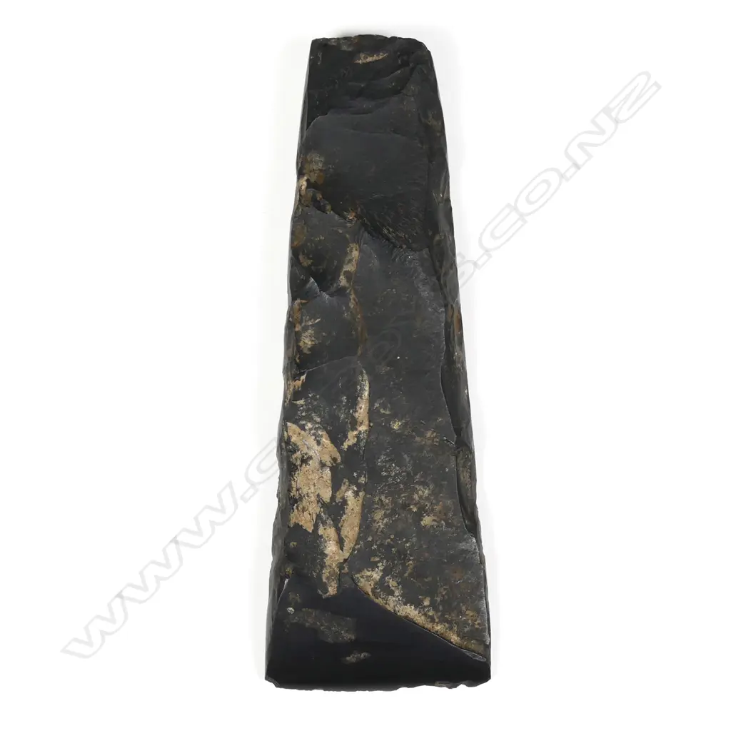 A Maori pre-European stone small toki Image 1++