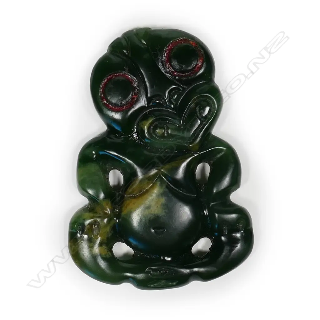 A pounamu hei tiki Image 1++
