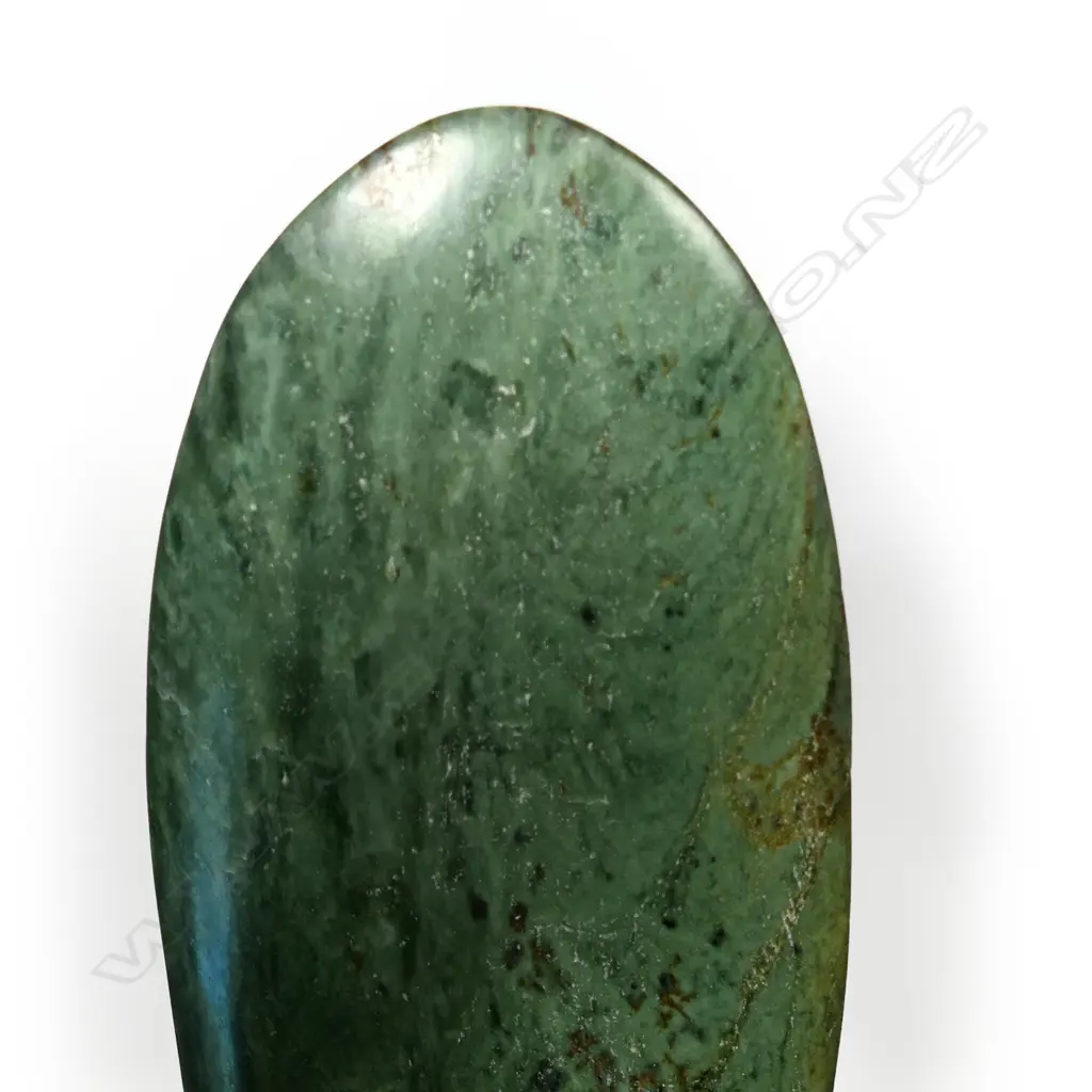 A 20thC Maori carved mere pounamu Image 1++